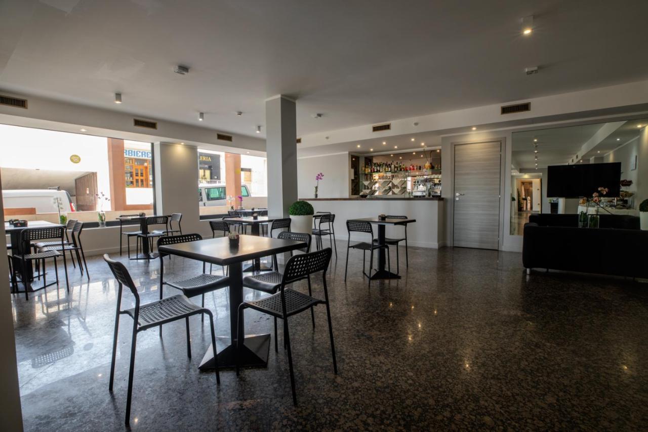 Hotel De Plam Olbia Ngoại thất bức ảnh